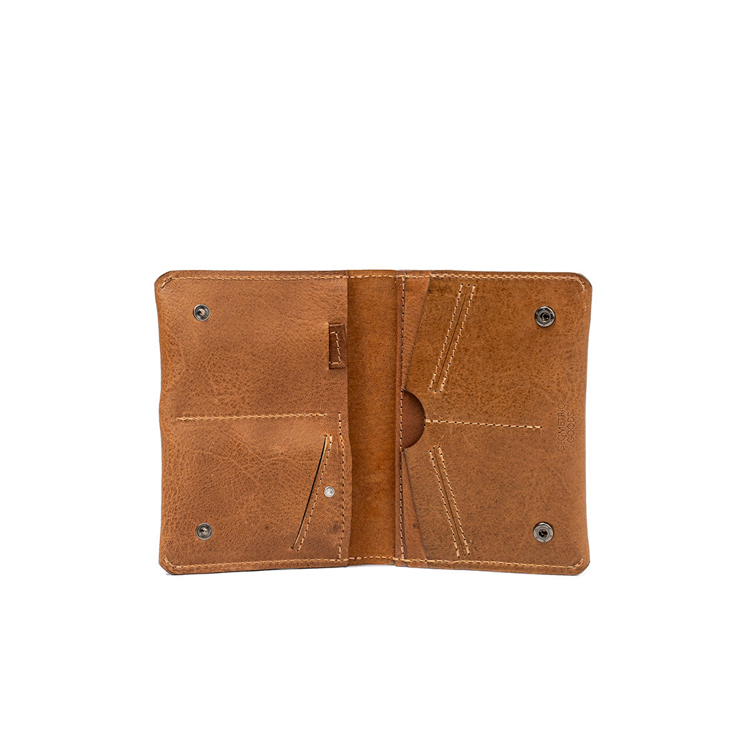 Kožená cestovní peněženka Travel Wallet 2.0 pro AirTag