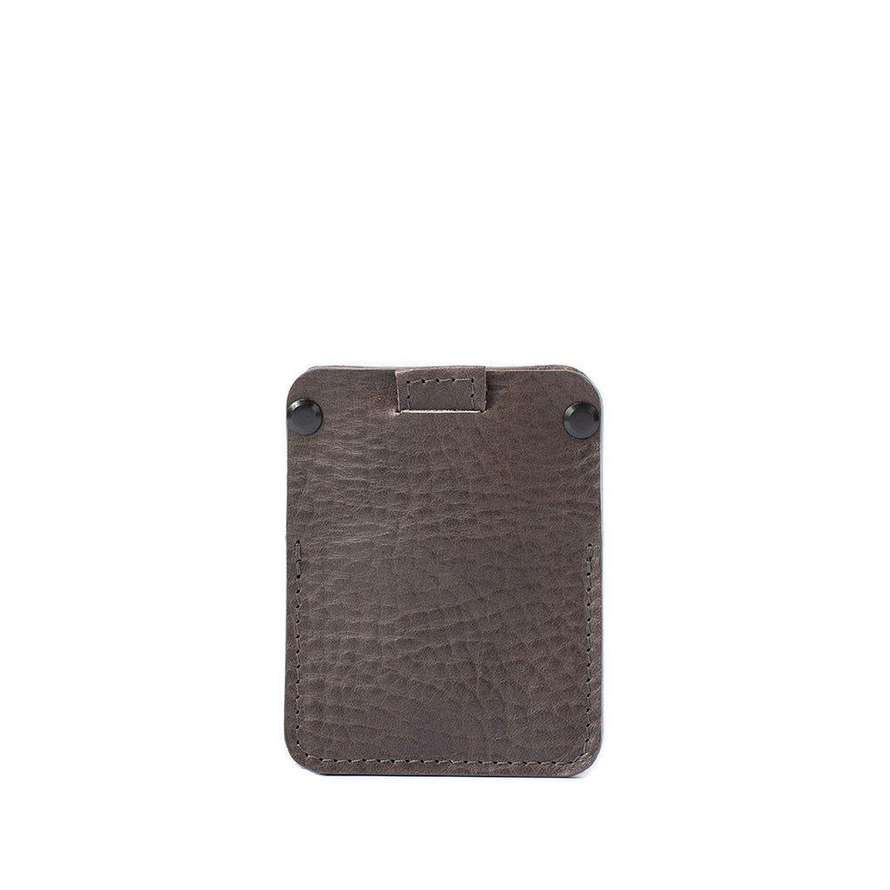 Leather Wallet for AirTag – The Minimalist 1.0
