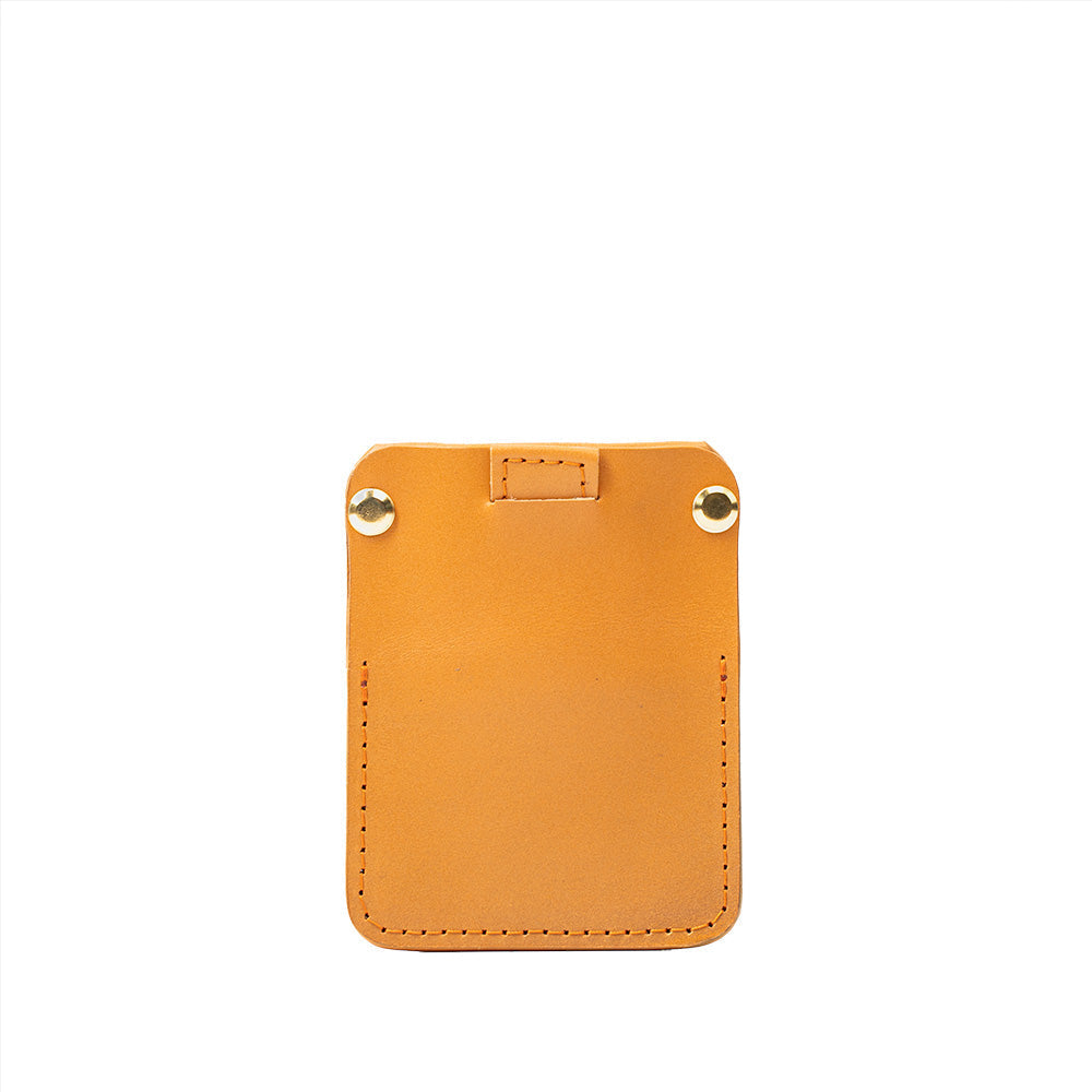 Leather Wallet for AirTag – The Minimalist 1.0