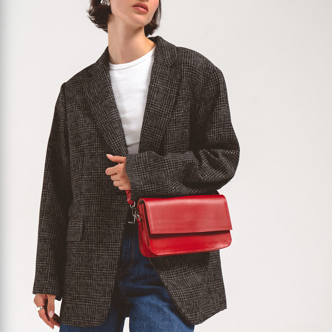 Leather Shoulder Bag - Curie  (Black)-3