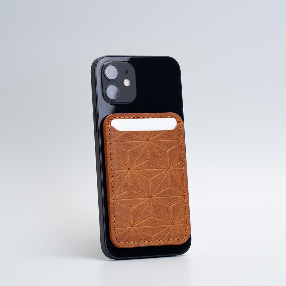 Kožená MagSafe peněženka – Geometric Flower Edition
